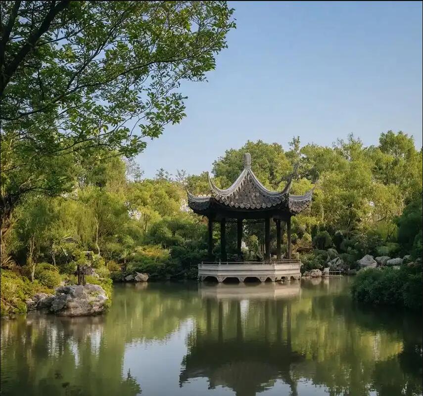 大庆红岗雨寒培训有限公司